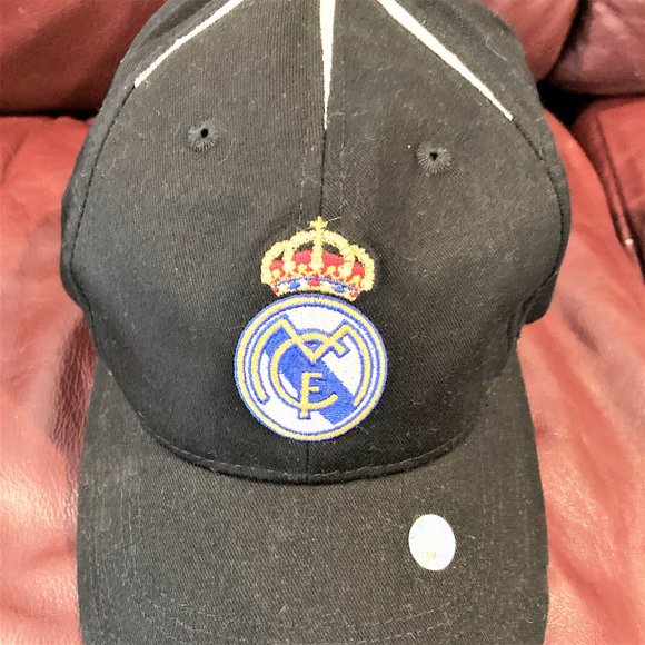 NWT Hat cap Soccer Real Madrid 367793 Adidas Official OSFA Black Crown BID?… - Picture 4 of 4